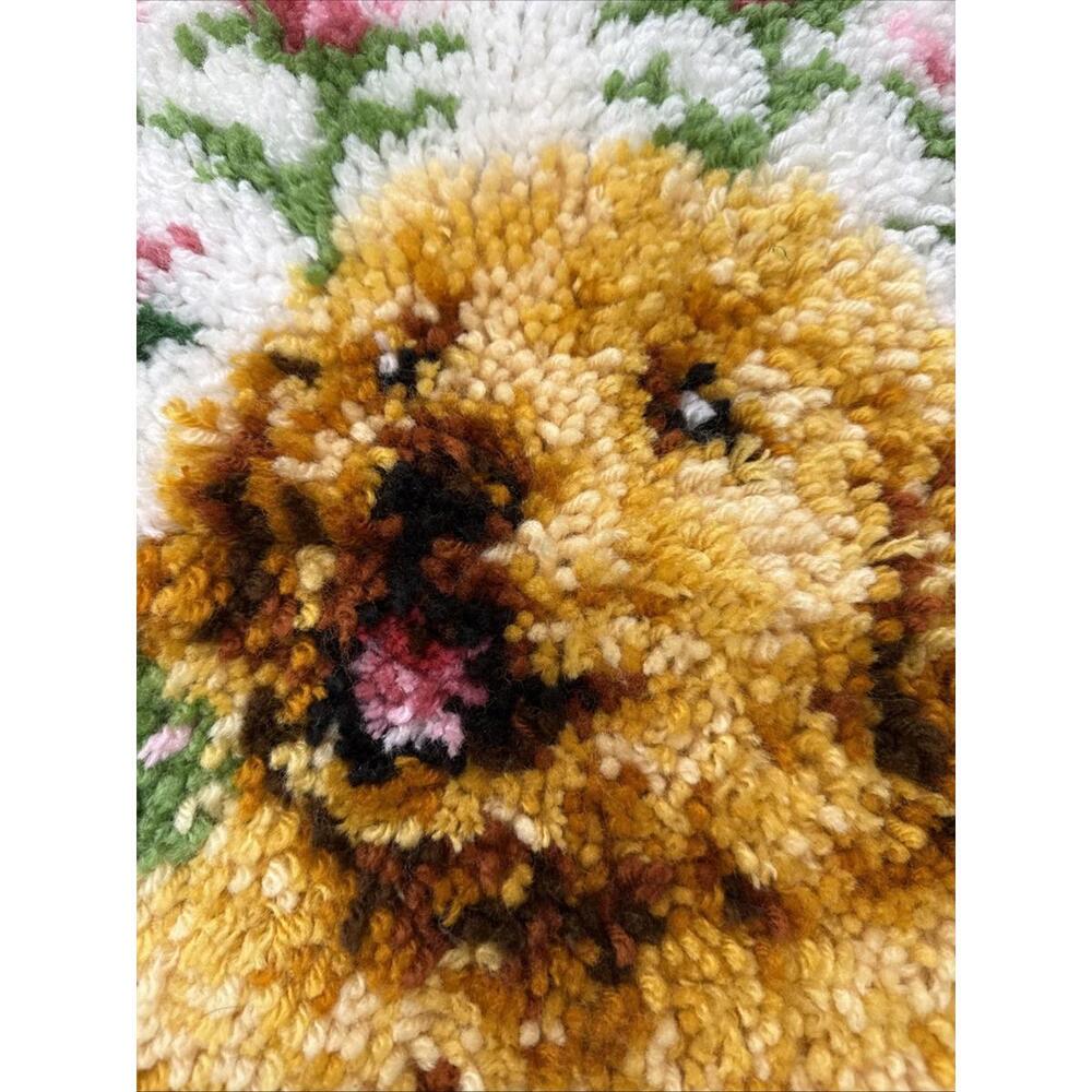 Handmade Latch Hook Shaggy Rug Hanging Wall Art Cute Golden Retriever Dog Puppy - Picture 2 of 5